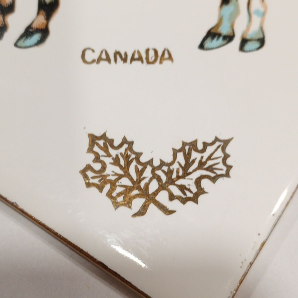 Vintage Canadian Mountie Ceramic 6 X 6 Tile - Picture 4 of 5